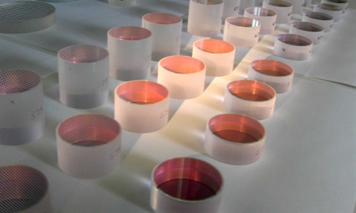 Air Spaced etalon coated one side, this is a high reflector for 532nm at normal incidence but looks red at lower angles Image for a-lot-of-parts-in-one-coating-runjpg